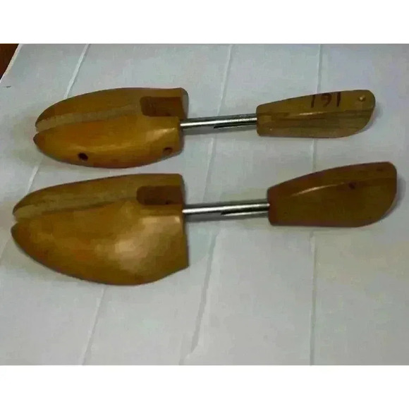 ROCHESTER SHOE TREE CO. 1 Pair Of Split Toe Wooden Shoe Keepers Vintage #5 - Picture 5 of 7